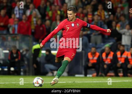 Manchester, Großbritannien. August 2021. (Bild der Akte) Manchester United hat bestätigt, dass sie am 27. August 2021 eine Vereinbarung zur erneuten Unterzeichnung des portugiesischen Vorredner Cristiano Ronaldo aus Juventus in Manchester, England, getroffen haben. (Bild: © Pedro Fiuza/ZUMA Press Wire) Stockfoto