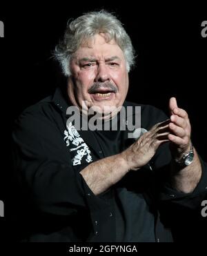 Holmdel, NJ, USA. August 2021. Tony Orlando tritt beim Treffen von Cousin Brucie im Palisades Park im PNC Bank Arts Center auf. 26. August 2021. Quelle: John Barrett/Phot Olink/Media Punch/Alamy Live News Stockfoto