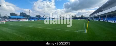 Solihull, Großbritannien. August 2021. Allgemeiner Blick in das Stadion während des Spiels der Vanarama National League zwischen Solihull Moors & Barnett im SportNation.be-t-Stadion in Solihull, England Credit: SPP Sport Press Photo. /Alamy Live News Stockfoto