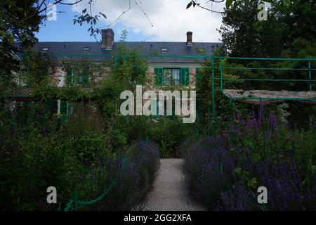 Claude Monets Haus und Garten, Giverny, Normandie, Frankreich Stockfoto