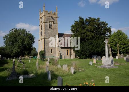 St. Nichola Episcopal mittelalterliche Kirche Middle Littleton erbaut in Blue lias Stein aus dem 12. Jahrhundert, umgestaltet 13. Jahrhundert Entury und Rebult von F Pre Stockfoto