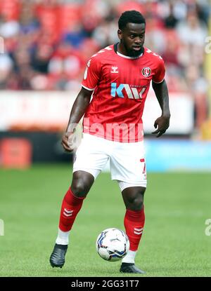 Charlton Athletic's Diallang Jaiyesimi in Aktion während des Sky Bet League One Spiels im Valley, London. Bilddatum: Samstag, 28. August 2021. Stockfoto