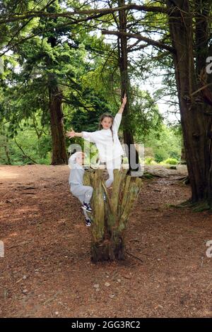 Kinder im Penrith Forest Stockfoto
