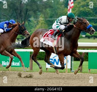 28. August 2021, Saratoga Springs, NY, USA: 28. August 2021: Gamine #1, gefahren von Jockey John Velazquez, gewinnt am 28. August 2021 den Grade 1 Ballerina Handicap auf der Saratoga Race Course in Saratoga Springs, N.Y. Dan HearyEclipse Sportswire CSM Stockfoto