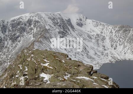 Striding Edge auf Helvellyn, einem der berühmtesten Bergrücken im Lake District Stockfoto