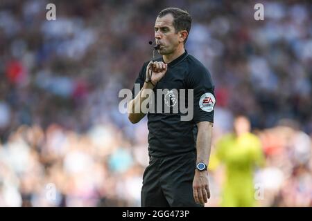 Birmingham, Großbritannien. August 2021. Schiedsrichter Peter Bankes während des Spiels in Birmingham, Großbritannien am 8/28/2021. (Foto von Mike Jones/News Images/Sipa USA) Quelle: SIPA USA/Alamy Live News Stockfoto