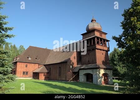 Holzartikelkirche in Svaty Kriz, Slowakei Stockfoto