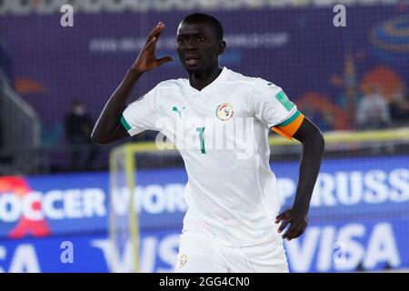 28. August 2021; Luzhniki-Stadion, Moskau, Russland: FIFA World Cup Beach Football-Turnier; Halbfinalspiel Japan gegen Senegal: Babacar Fall of Senegal, feiert sein Tor während des Spiels zwischen Japan und Senegal Stockfoto