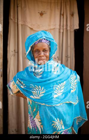 Porträt einer älteren Frau in der Region Ségou, Mali, Westafrika. Stockfoto