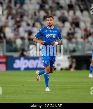 Nedim Bajrami (FC Empoli) während der italienischen Meisterschaft Serie A Fußballspiel zwischen Juventus FC und Empoli FC am 28. August 2021 im Allianz Stadion in Turin, Italien - Foto Nderim Kaceli Stockfoto