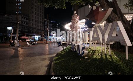 Avenue Shopping Mall Real Dokumentarfilm Foto Silvester Nacht Dezember 31 2020 auf Second Road Pattaya Thailand Stockfoto