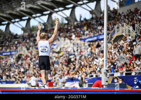 Piotr Lisek (Men's Pole Vault) aus Polen tritt während der IAAF Wanda Diamond League, Meeting de Paris Athletics am 28. August 2021 im Charlety-Stadion in Paris, Frankreich, an. Foto von Victor Joly/ABACAPRESS.COM Stockfoto