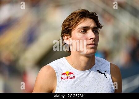 Armand 'Mondo' Duplantis (Men's Pole Vault) aus Schweden tritt während der IAAF Wanda Diamond League, Meeting de Paris Athletics Veranstaltung am 28. August 2021 im Charlety Stadion in Paris, Frankreich, an. Foto von Victor Joly/ABACAPRESS.COM Stockfoto