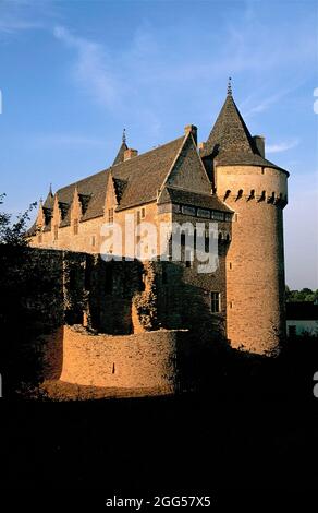 FRANKREICH. BRETAGNE. MORBIHAN (56) GOLF VON MORBIHAN. HALBINSEL VON RHUYS. DAS SCHLOSS VON SUSCINIO Stockfoto