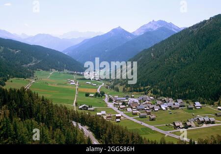 FRANKREICH. PROVENCE. HAUTES-ALPES (05) BRUNISSARD IST DAS LETZTE DORF VOR DEM IZOARD-PASS Stockfoto