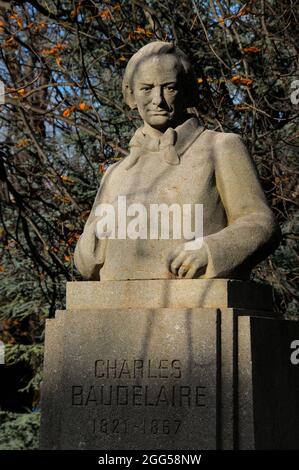 FRANKREICH. PARIS (75) 6. ARR. JARDIN DU LUXEMBOURG. DIE STATUE DE CHARLES BAUDELAIRE (1821-1867) Stockfoto