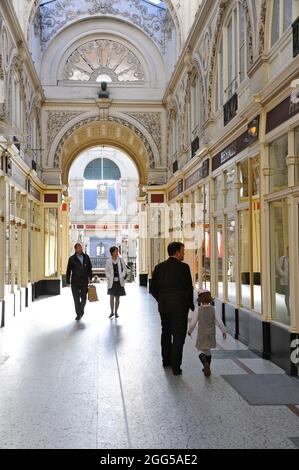 FRANKREICH, LOIRE-ATLANTIQUE (44), NANTES, GRÜNE EUROPÄISCHE HAUPTSTADT 2013 POMMERAYE PASSAGE MALL Stockfoto