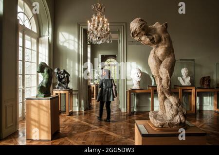 FRANKREICH. PARIS (7. BEZIRK). RODIN MUSEUM. ERWEITERUNG UND FRAGMENTIERUNG HALLE Stockfoto