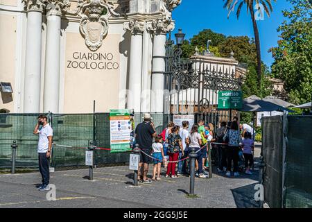 Italien, Rom: Zoologischer Garten Bioparco di Roma (Giardino Zoologico), Eintritt in den Zoo von den Gärten der Villa Borghese Stockfoto