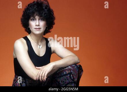 JOYCE DEWITT in THREE'S COMPANY (1976), Regie: BILL HOBIN und DAVE POWERS. KREDIT: DLT ENTERTAINMENT LTD. / Album Stockfoto