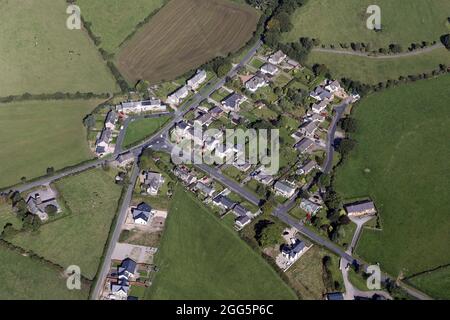 Luftaufnahme des Dolphinholme Village, Lancaster LA2 9AY Stockfoto