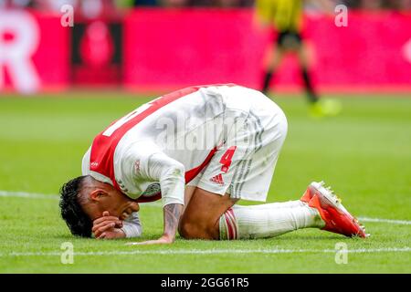 AMSTERDAM, NIEDERLANDE - 29. AUGUST: Edson Alvarez von Ajax feiert sein Tor während des niederländischen Eredivisie-Spiels zwischen Ajax und Vitesse in der Johan Cruijff Arena am 29. August 2021 in Amsterdam, Niederlande (Foto: Peter Lous/Orange Picts) Stockfoto