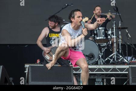 PIGS X7 beim Victorious Festival 2021, Portsmouth, Hampshire, Großbritannien. August 2021. Kredit: Charlie Raven/Alamy Live Nachrichten Stockfoto