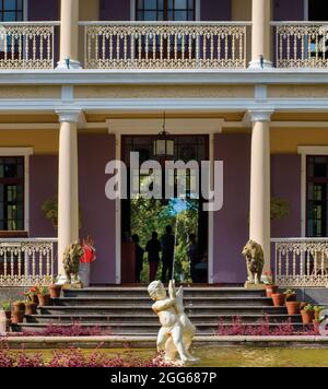 Château de Labordonnais, Kolonialhaus aus dem 19. Jahrhundert, Mapou, Bezirk Rivière du Rempart, Mauritius, Mascarene-Inseln. Haupteingang des chate Stockfoto