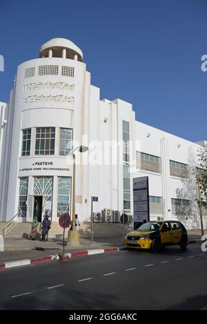 Senegal, Dakar City, Institut Pasteur de Dakar (IPD) ist ein biomedizinisches Forschungszentrum, das 1896 von Émile Marchoux, einem französischen Arzt und Mikrobiologen, der bei Louis Pasteur / Institut Pasteur de Dakar studiert hat, gegründet wurde. das IPD wird mit der senegalesischen Regierung verwaltet. Gründung 1896 Stockfoto