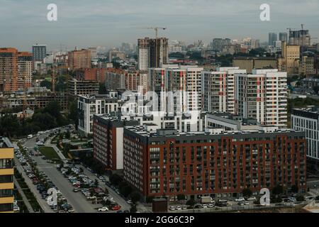 Morgenansicht von Nowosibirsk von oben. Stockfoto