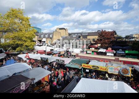 Camden, London, Greater London, Großbritannien, Blick auf den Camden Town West Yard Market Stockfoto