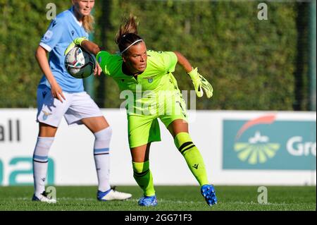 Stephanie Ohrstrom von SS Lazio 2015 ARL sah in Aktion während der italienischen Fußball-Liga EIN Frauen 2021/2022 Spiel zwischen SS Lazio gegen UC Sampdoria im Stadion Mirko Fersini Stockfoto