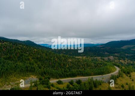 Mount St. Helens und die Umgebung an einem nebligen Tag Stockfoto