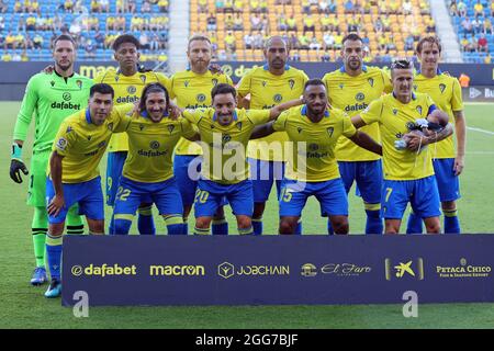 Cisz, Cisz, Spanien. August 2021. Spieler von Cadiz CF beim La Liga Santader Spiel zwischen Cadiz CF und CA Osasuna in Nuevo Mirandilla in Cadiz, Spanien, am 29. August 2021. (Bild: © Jose Luis Contreras/DAX via ZUMA Press Wire) Stockfoto