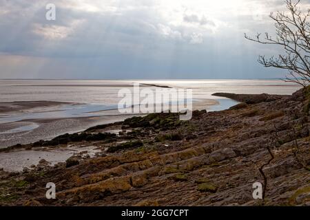 Malerischer Blick bei Ebbe auf die Morecambe Bay von nahe Jenny Brown's Point Stockfoto