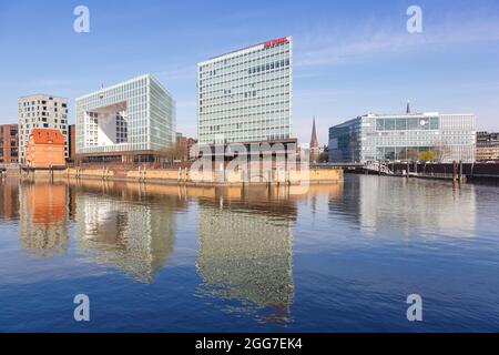 Hamburg, 21. April 2021: Der Spiegel-Hauptsitz in der Ericusspitze in der HafenCity in Hamburg. Stockfoto