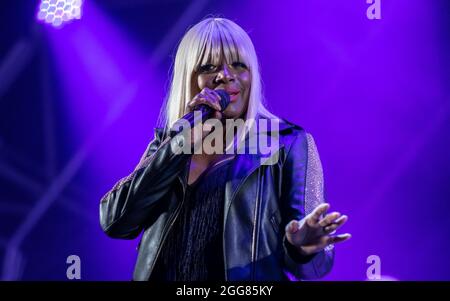 Portsmouth, Großbritannien. August 2021. Portsmouth, Großbritannien . August 2021. Nile Rodgers und Chic beim Victorious Festival 2021, Portsmouth, Hampshire, Großbritannien. 29 August 2021. Kredit: Charlie Raven/Alamy Live Nachrichten Gutschrift: Charlie Raven/Alamy Live Nachrichten Gutschrift: Charlie Raven/Alamy Live Nachrichten Stockfoto