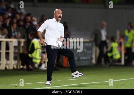 Stadion Artemio Franchi, Florenz, Italien, 28. August 2021, Vincenzo Italiano Manager von ACF Fiorentina Gesten während ACF Fiorentina gegen FC Turin - Stockfoto