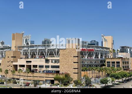 SAN DIEGO , KALIFORNIEN - 25 AUG 2021: Petco Park, Heimstadion der San Diego Padres of Major League Baseballstadion. Stockfoto