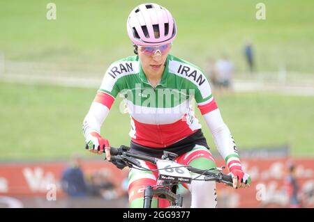 Commezzadura, Italien. August 2021. (66) - Faranak Partoazar (Islamische Republik Iran) während der UCI MTB Weltmeisterschaft - Cross Country - Elite Women Race, MTB - Mountainbike in Commezzadura, Italien, August 28 2021 Credit: Independent Photo Agency/Alamy Live News Stockfoto