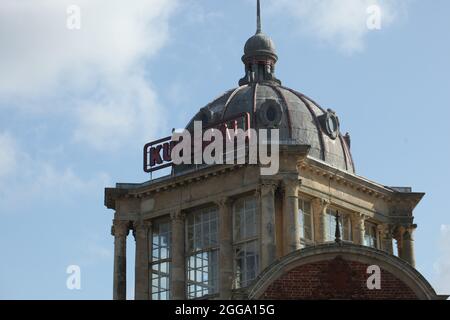 Heritage Building - Edwardian Architecture - The Dome of the Kursaal ein denkmalgeschütztes Gebäude, das 1898-9 von George Sherrin erbaut wurde Stockfoto