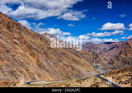 Trans-Himalayan Manali-Leh Highway Road Stockfoto