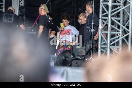 Annie Mac beim Victorious Festival 2021, Portsmouth, Hampshire, Großbritannien. 29 August 2021. Kredit: Charlie Raven/Alamy Live Nachrichten Stockfoto