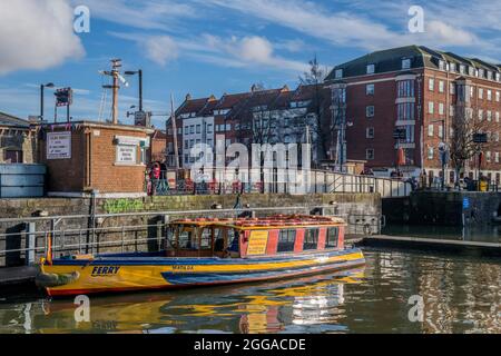 Bristol Ferry Boat im schwimmenden Hafen westlich von England Stockfoto