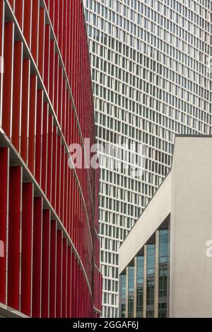 Fassaden moderner Wolkenkratzer in der Innenstadt von Frankfurt am Main Stockfoto