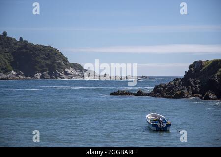 Pazifischer Ozean vom Strand Tril Tril in der Region Los Lagos im Süden Chiles Stockfoto