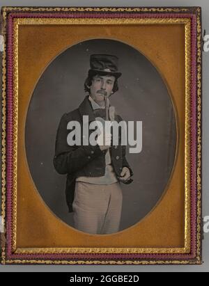 Ohne Titel (Portrait of a man with a Pipe), 1855. Ein Werk aus Daguerreotypie. Stockfoto