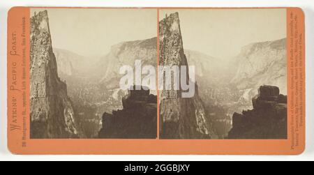 Looking Down the Valley from Union Point, Yosemite, 1861/76. Albumendruck, Stereo, aus der Serie "Watkins' Pacific Coast". Stockfoto