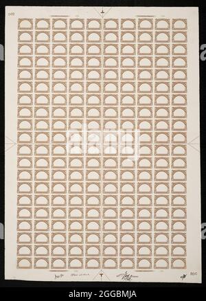 10c Pan-American Fast Ocean Navigation Rahmenplattenproof, 487. Zertifizierte Plattenproofs sind der letzte gedruckte Beweis der Platte vor dem Drucken der Stempel im Bureau of Engraving and Printing. Diese Platten-Proofs sind jeweils eindeutig, mit den Genehmigungsunterschriften und dem Datum. Für Postwissenschaftler liefern diese Schilder wichtige Produktionsinformationen in den Beschriftungen am Plattenrand, einschließlich Richtlinien, Plattennummern und Initialen des Siderographen oder der Person, die die Platte aus einer Transferrolle erstellt hat.;Platte Nr. 1151;Bezeichnung: 10c;Thema: Fast Ocean Navigation (Steamship "St. Paul“), Stockfoto