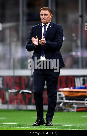 Mailand, Italien. 29. August 2021. Leonardo Semplici, Cheftrainer von Cagliari Calcio, ist während des Fußballspiels der Serie A zwischen dem AC Mailand und Cagliari Calcio zu sehen. Kredit: Nicolò Campo/Alamy Live Nachrichten Stockfoto